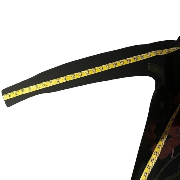 GUC Le Chateau Assymetrical black sweater with flowers, size medium. - Picture 7 of 12